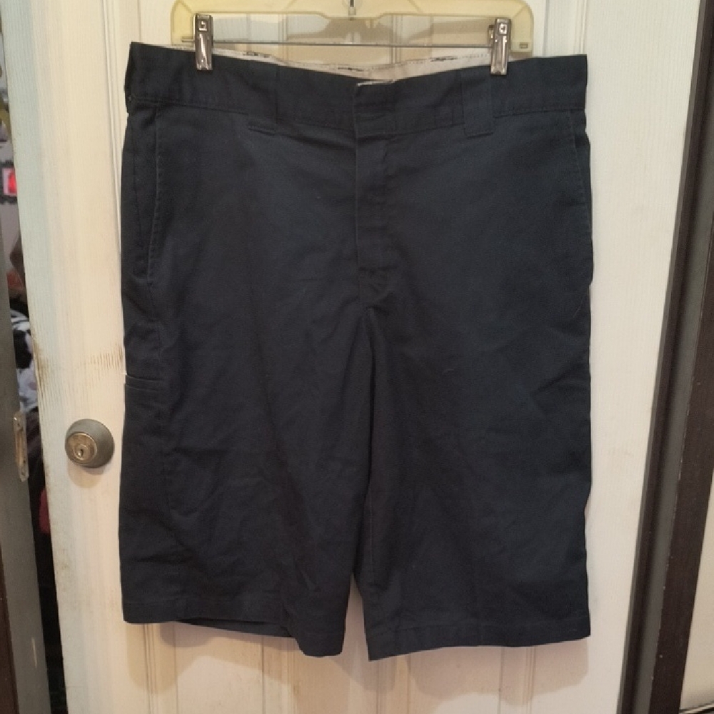 Dickies Men's Dark Blue Flat Front Shorts 36